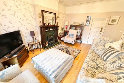 5 bedroom semi-detached house for sale, Warbreck Hill Road, North Shore FY2