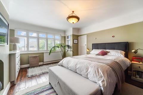 106 Seaforth Gardens, Epsom, KT19 0NP