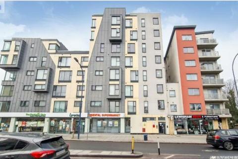 3 bedroom flat to rent, Lewisham High Street, London, SE13