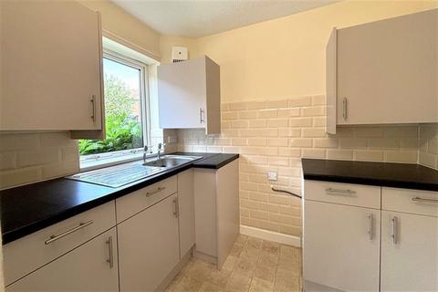 undefined, 12 Homeville House, Hendford BA20
