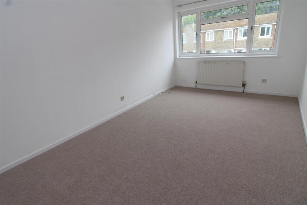 Bedroom 1.JPG