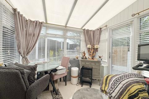 33 Dales Green, Rookery, Stoke-on-trent, ST7 4RH