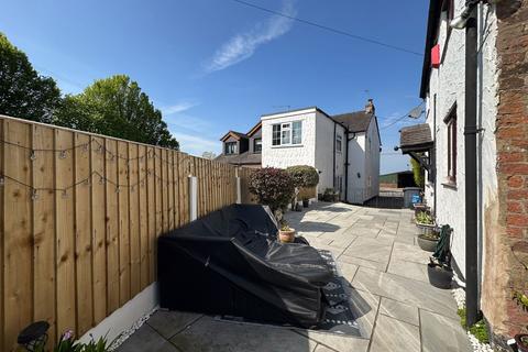 33 Dales Green, Rookery, Stoke-on-trent, ST7 4RH