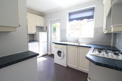 15 Princes Close, South Croydon, CR2 9BP