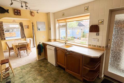 4 bedroom detached house for sale, Normanton Avenue, Bognor Regis