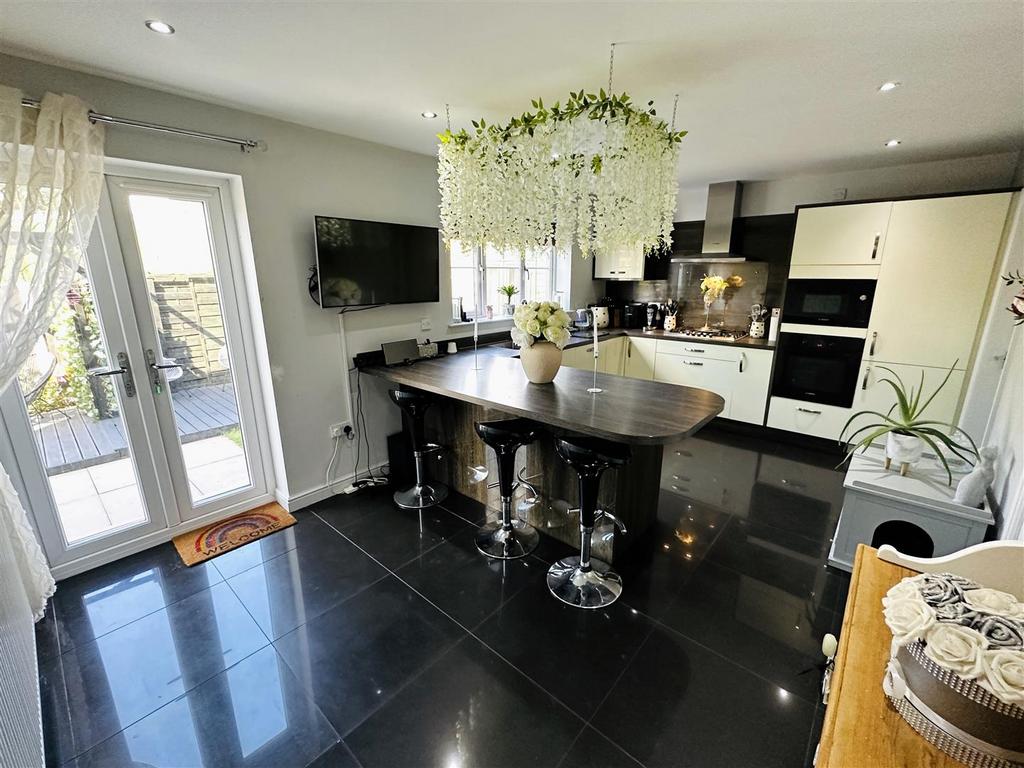 Kitchen Breakfast Room