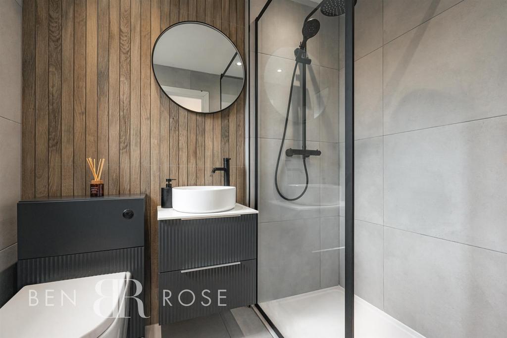 Ensuite