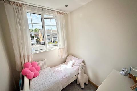 15 Birchinall Close, Macclesfield, SK11 8QS