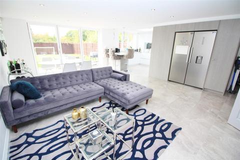 undefined, Gables Avenue, Red Road, Borehamwood