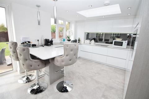 undefined, Gables Avenue, Red Road, Borehamwood