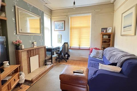 27 Charles Street, Royton, Oldham, OL2 5JN