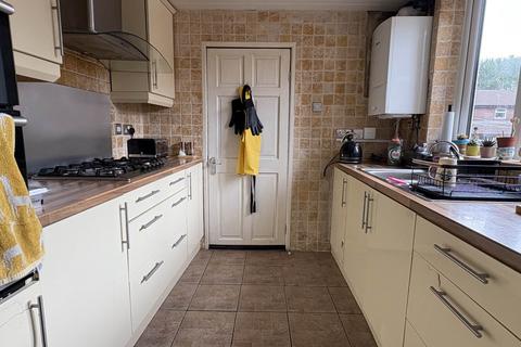 27 Charles Street, Royton, Oldham, OL2 5JN