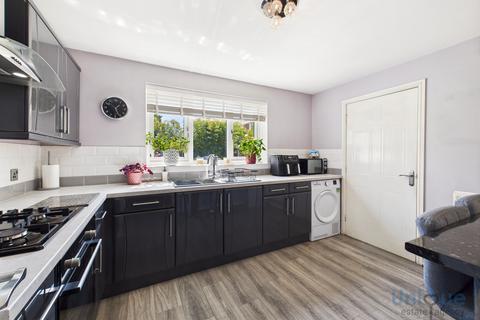 4 bedroom detached house for sale, Ivy Gardens,  Thornton-Cleveleys, FY5