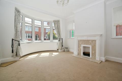 3 bedroom bungalow for sale, Park Avenue, Beverley HU17