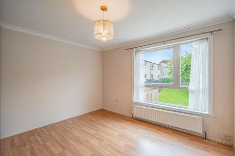 15 Bughtlin Drive, Edinburgh, EH12 8UX