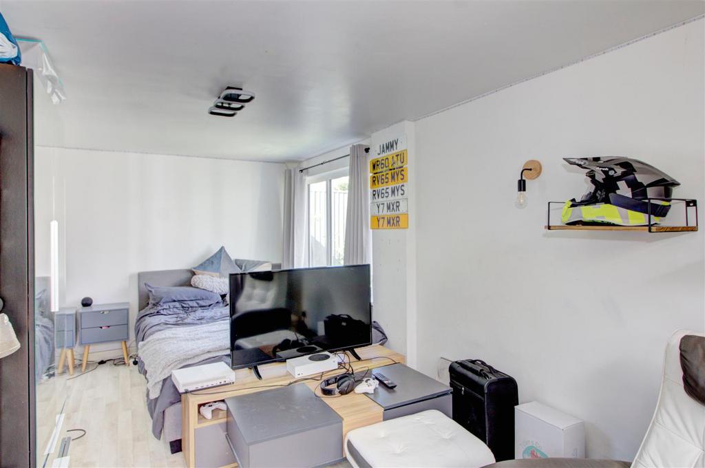Home office/studio