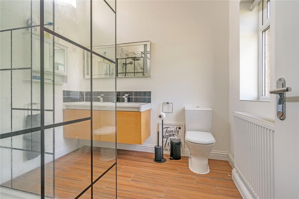 Ensuite