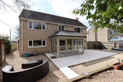 4 bedroom detached house for sale, Bourton, Oxfordshire, SN6 8HZ