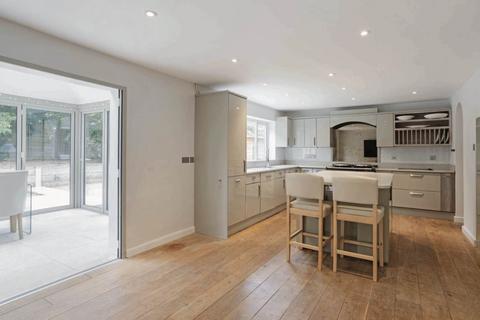 4 bedroom detached house for sale, Bourton, Oxfordshire, SN6 8HZ