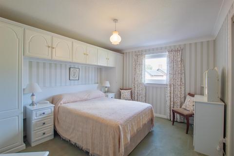 67 Curlinghall, Largs, KA30 8LB