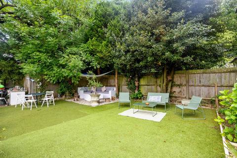3 bedroom flat for sale, Old London Road, Patcham, Brighton