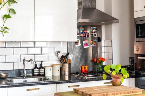 1 bedroom apartment for sale, Clapham Common North Side, SW4