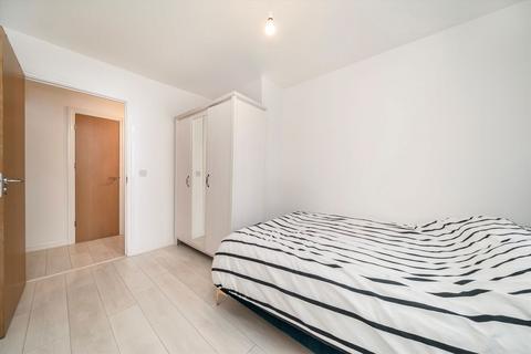 2 bedroom flat for sale, Charcot Road, London NW9