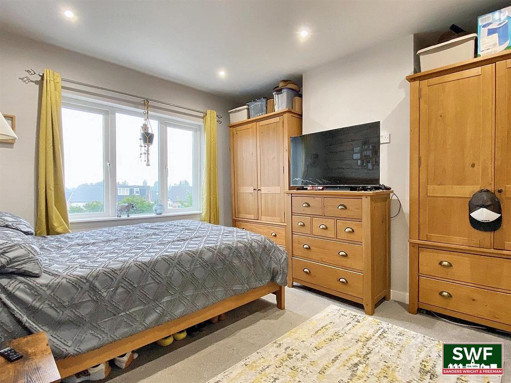 Bed1.4.jpg