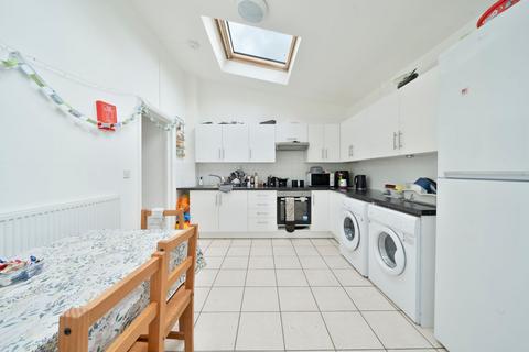 10 Coldhams Grove, Cambridge, CB1 3HW