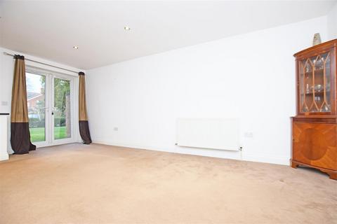 2 bedroom apartment to rent, Gresham Road, Staines-Upon-Thames