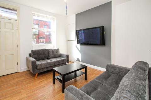 BILLS INCLUDED - Thornville Street, Hyde Park, Leeds, LS6