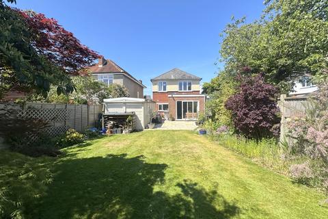 15 Pauncefote Road, Bournemouth, BH5 2AF