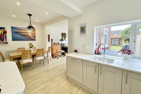 15 Pauncefote Road, Bournemouth, BH5 2AF