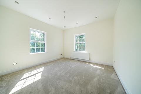 20 Rickmansworth Road, Harefield, Uxbridge, UB9 6JX