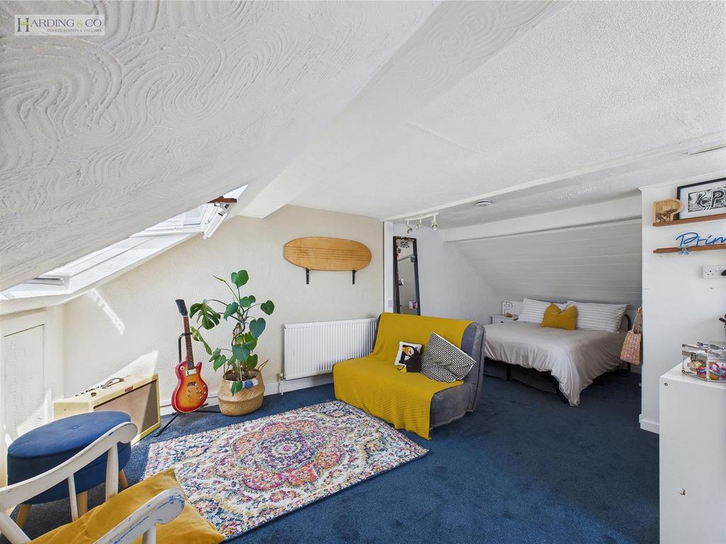 Loft Room .1