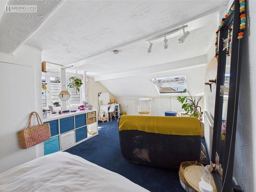 Loft Room .2