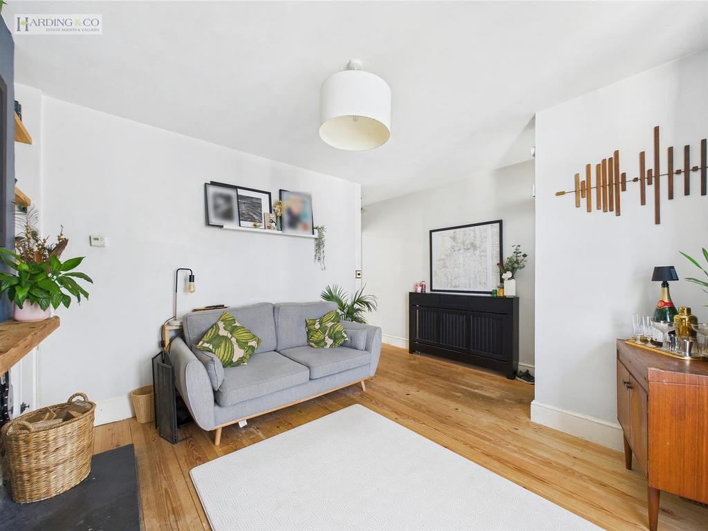 Living Room .4