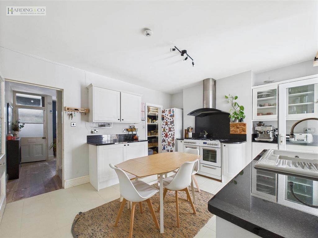 Kitchen Diner .3