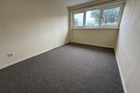 3 bedroom terraced house to rent, Ferraro Close, HOUNSLOW, Greater London, TW5