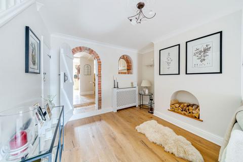 19 Roman Road, Basingstoke, RG23 8EP