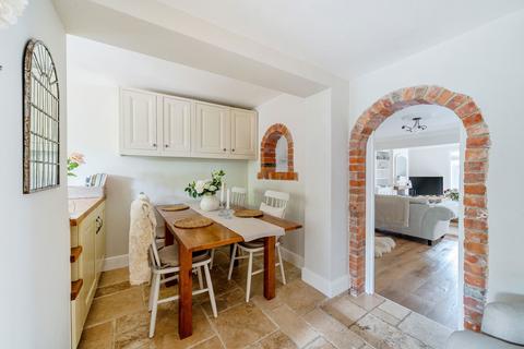 19 Roman Road, Basingstoke, RG23 8EP