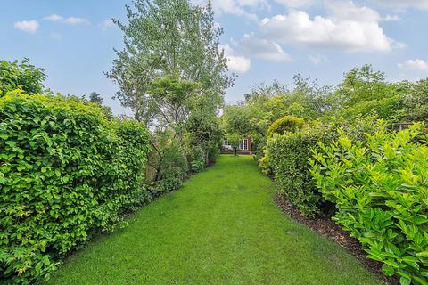 19 Roman Road, Basingstoke, RG23 8EP