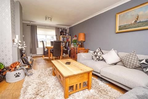 3 bedroom end of terrace house for sale, Sydney Close, St. Leonards-On-Sea