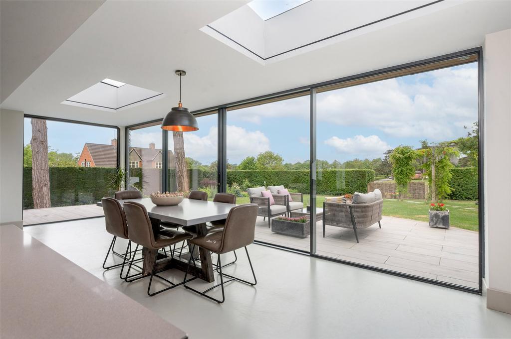 Living/Dining Kitch