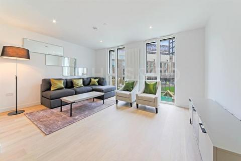 3 bedroom townhouse for sale, Starboard Way, London, E16