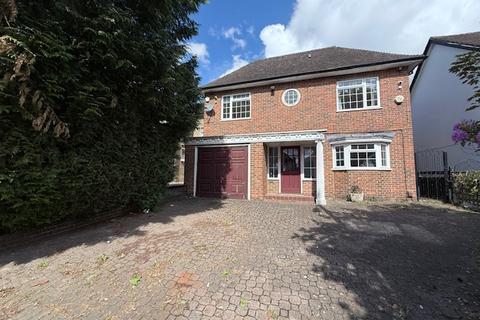 5 bedroom detached house for sale, Avenue Road, Southgate, N14