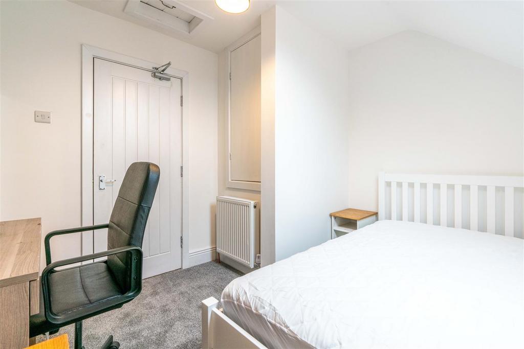 Room 4