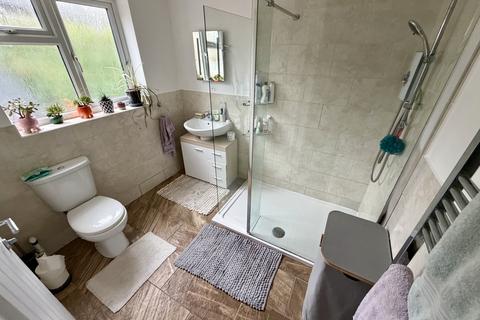 100 Rushmere Road, Ipswich, IP4 4JY