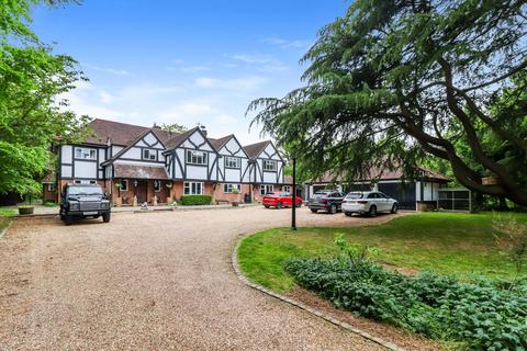 8 bedroom detached house for sale, Nightingales Lane, Chalfont St. Giles HP8