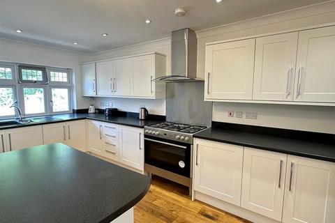 4 bedroom detached house to rent, Bittacy Close, London